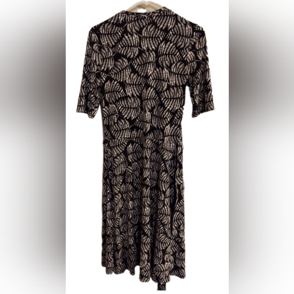 Vintage wrap dress by Daisy Fuentes- black and white - Picture 7 of 10